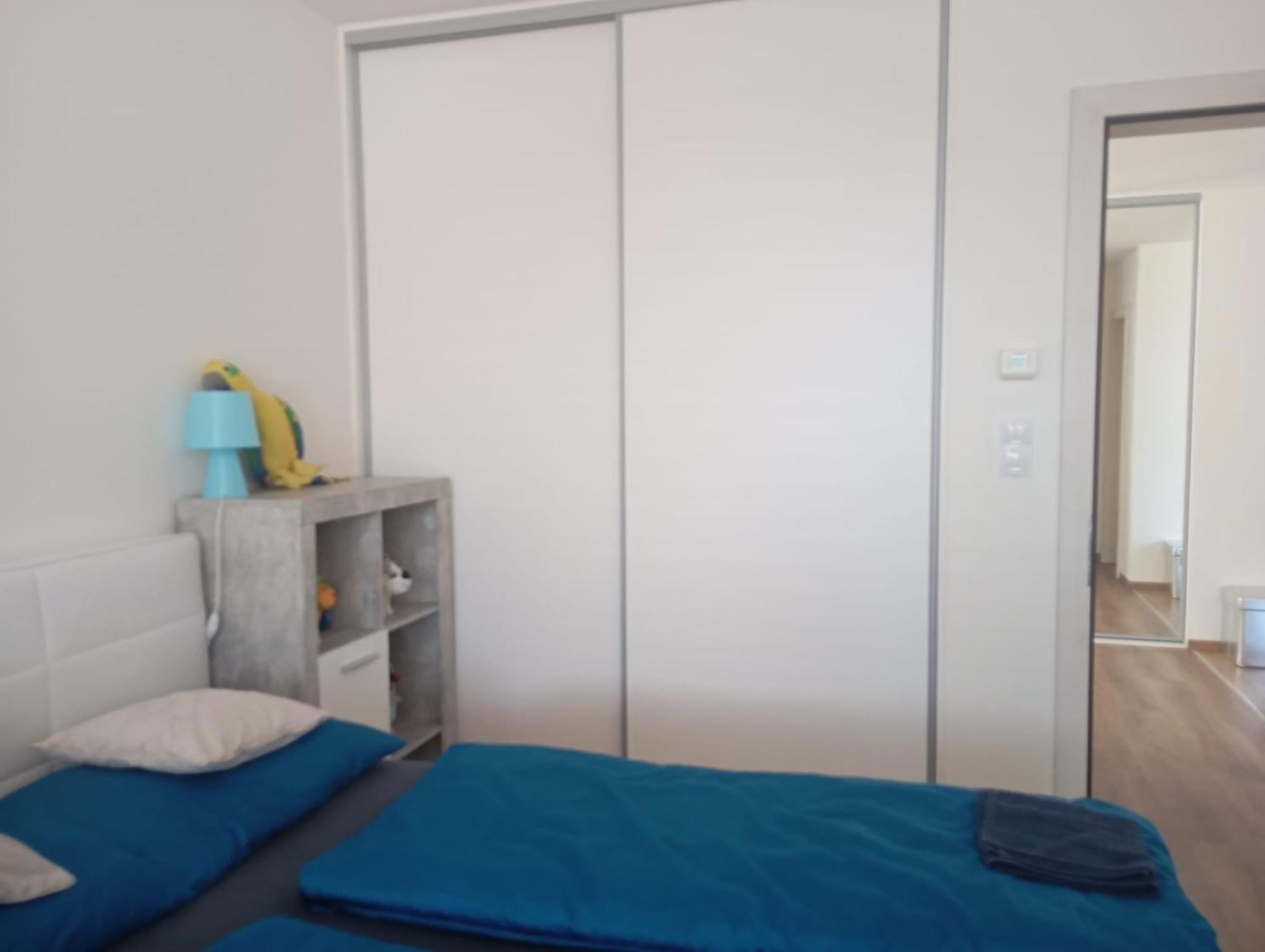Moderni Pokoj S Parkovanim Zdarma Brno Exterior foto